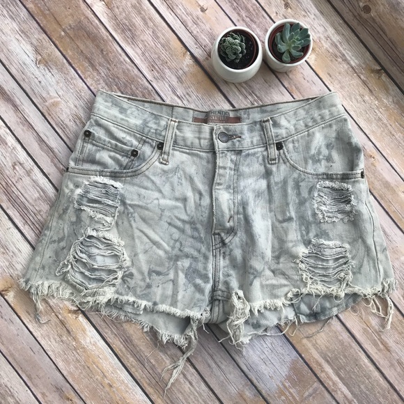 Levi's Pants - Levi's High Rise Destroyed Denim Cutoffs Shorts